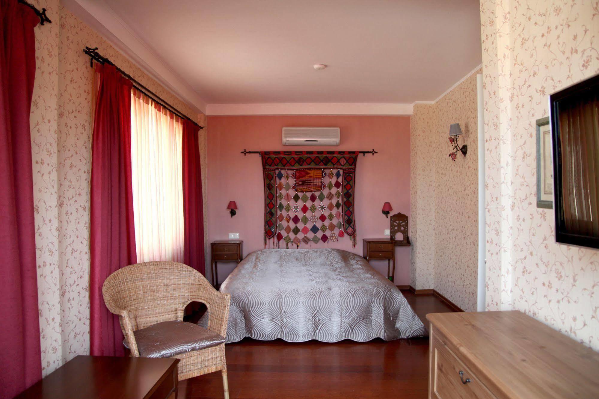 L'Isola Guesthouse (Adults Only) Χάλκη Εξωτερικό φωτογραφία