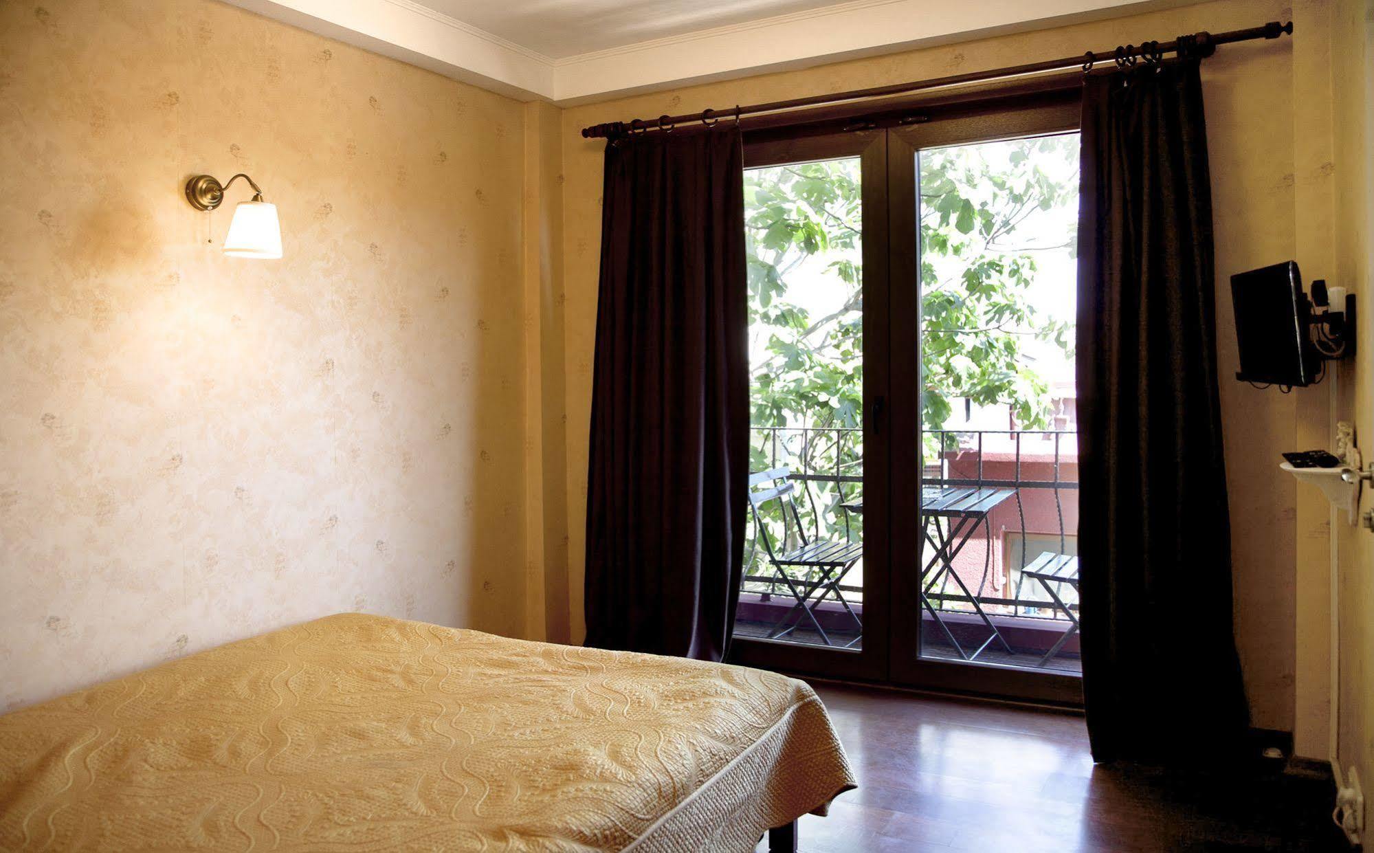 L'Isola Guesthouse (Adults Only) Χάλκη Εξωτερικό φωτογραφία